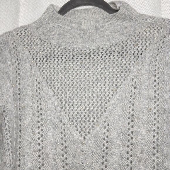 Pearl Embellished Cable Knit Sweater Gray Mock Neck Soft Cozy Winter Chic M - Picture 7 of 11